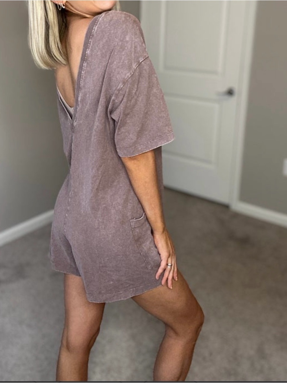 Double Zero Short-Sleeve Romper NWOT - Picture 2 of 4